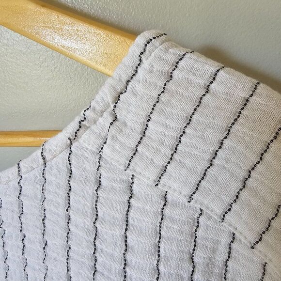 EUC JOIE PIN STRIPED SPLIT V NECK TASSEL ACCENT LOOSE FIT TOP SIZE L - Picture 13 of 15